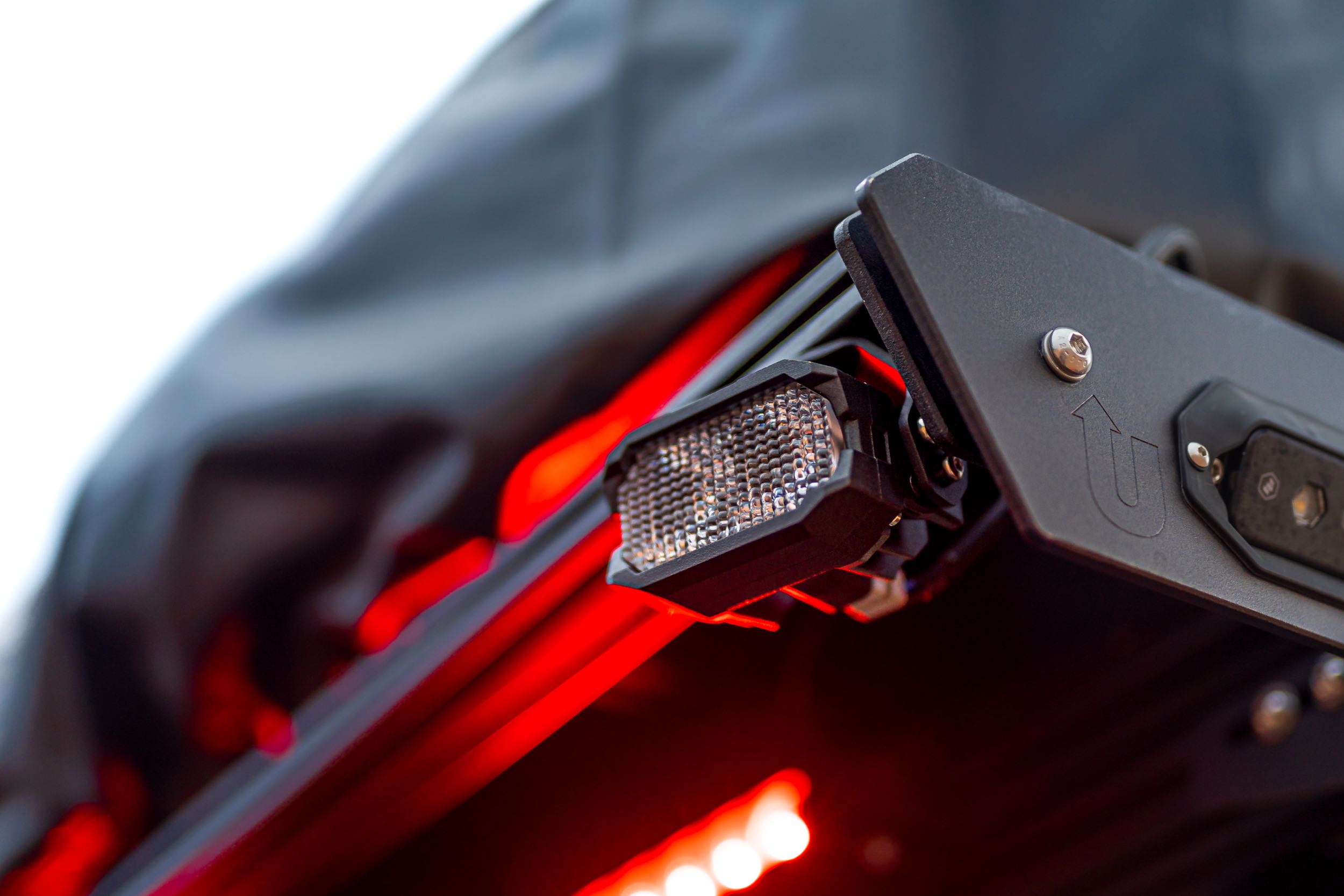 Morimoto 2Banger LED Pods: HXB Wide Beam | Maximum Width